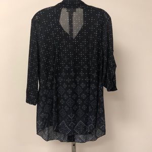 Style & Co Tops - NWT Style & Co Petite Black Patterned Tunic Style & Co Tops - NWT Style & Co Petite Black Patterned Tunic